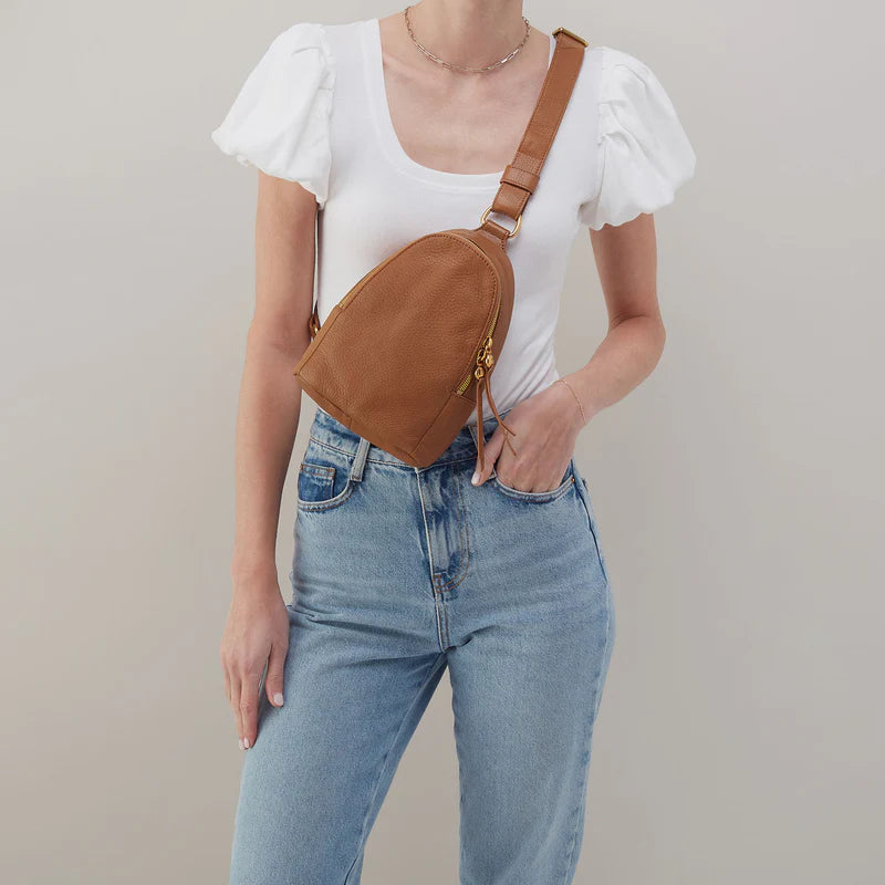 Hobo: Fern Sling in Warm Honey