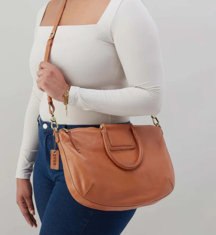 Hobo: Sheila Large Crossbody in Harvest Wheat