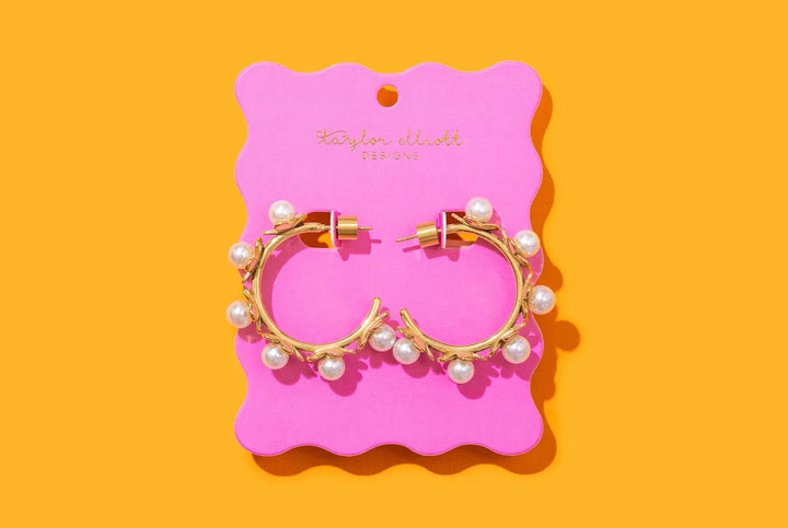 Taylor Elliott Designs: Kali Pearl Hoops