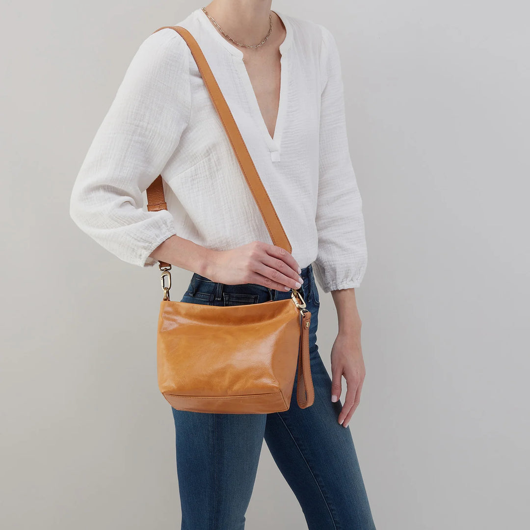 Hobo: Ashe Crossbody in Natural