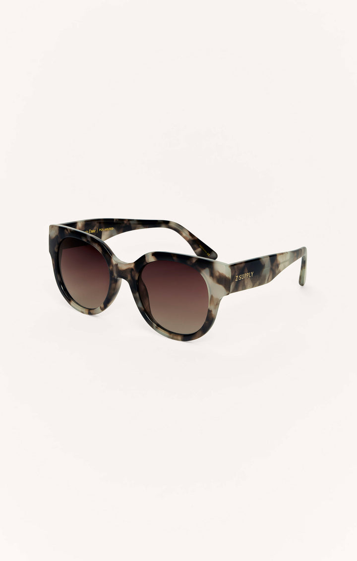 Z Supply Lunch Date sunglasses in gray tortoise frame with brown gradient polarized lenses