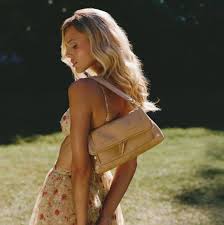 Hammit: Beverly Medium-Toasty Sand-Big - The Vogue Boutique