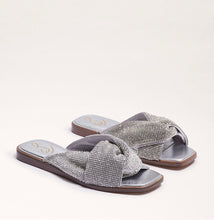 Load image into Gallery viewer, Sam Edelman: Issie Sandals in Silver
