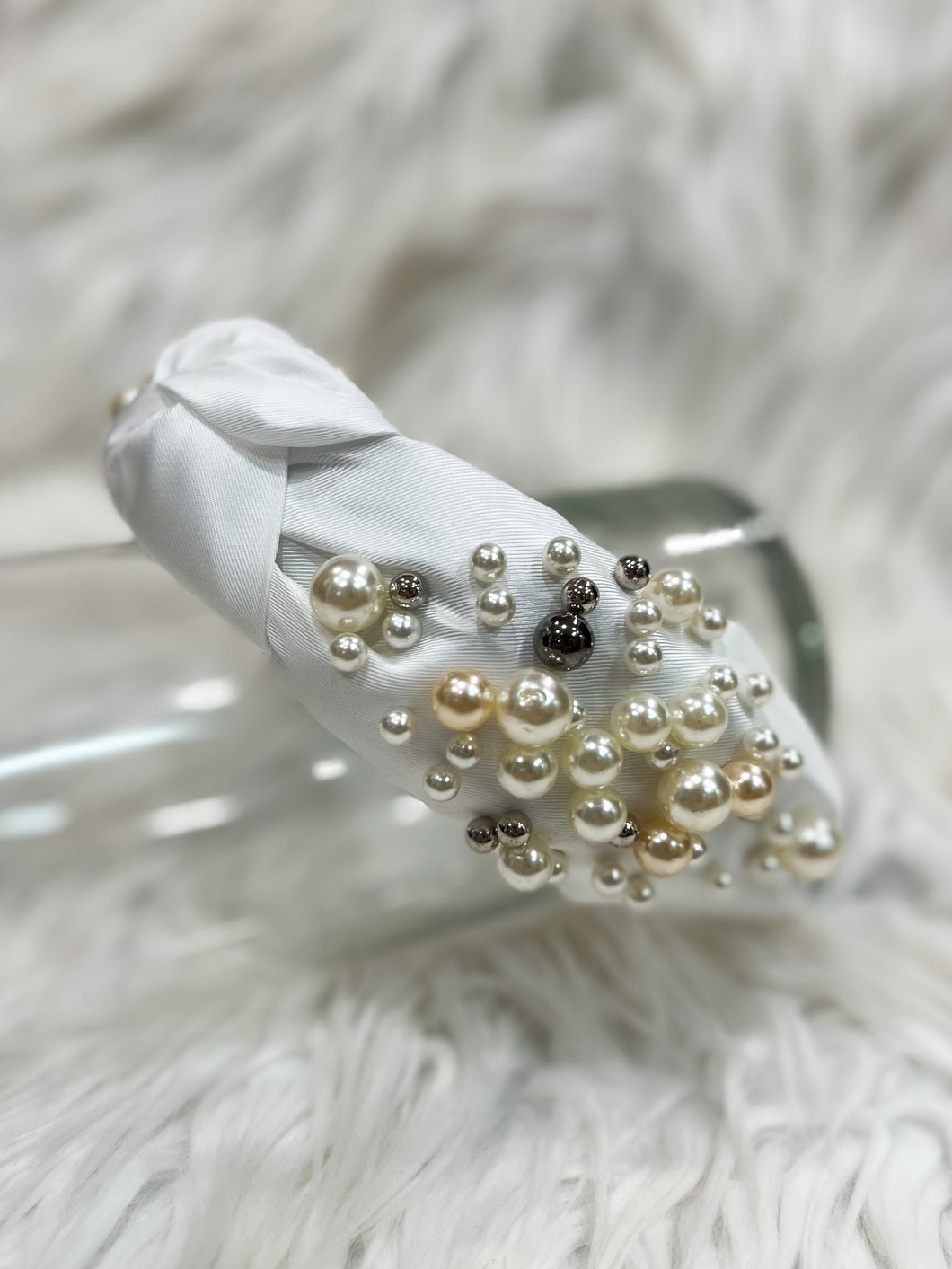 Fun & Fabulous: White Pearl Cluster Headband