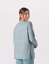 Load image into Gallery viewer, Glyder: Lounge Long Sleeve Top in Lagoon
