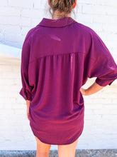 Load image into Gallery viewer, Ivy Jane: Collared Tunic in Raisin
