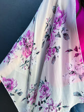 Load image into Gallery viewer, Karen Kane: Floral Open Front Jacket
