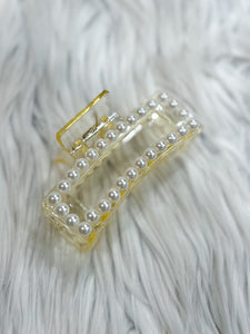 Fun & Fabulous: Gold Pearl Claw Clip