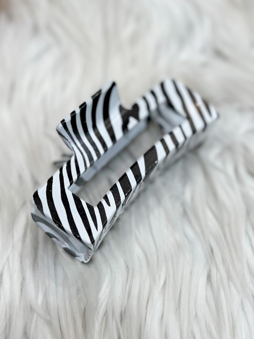 Fun & Fabulous: Zebra Claw Clip