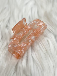 Fun & Fabulous: Pink Claw Clip