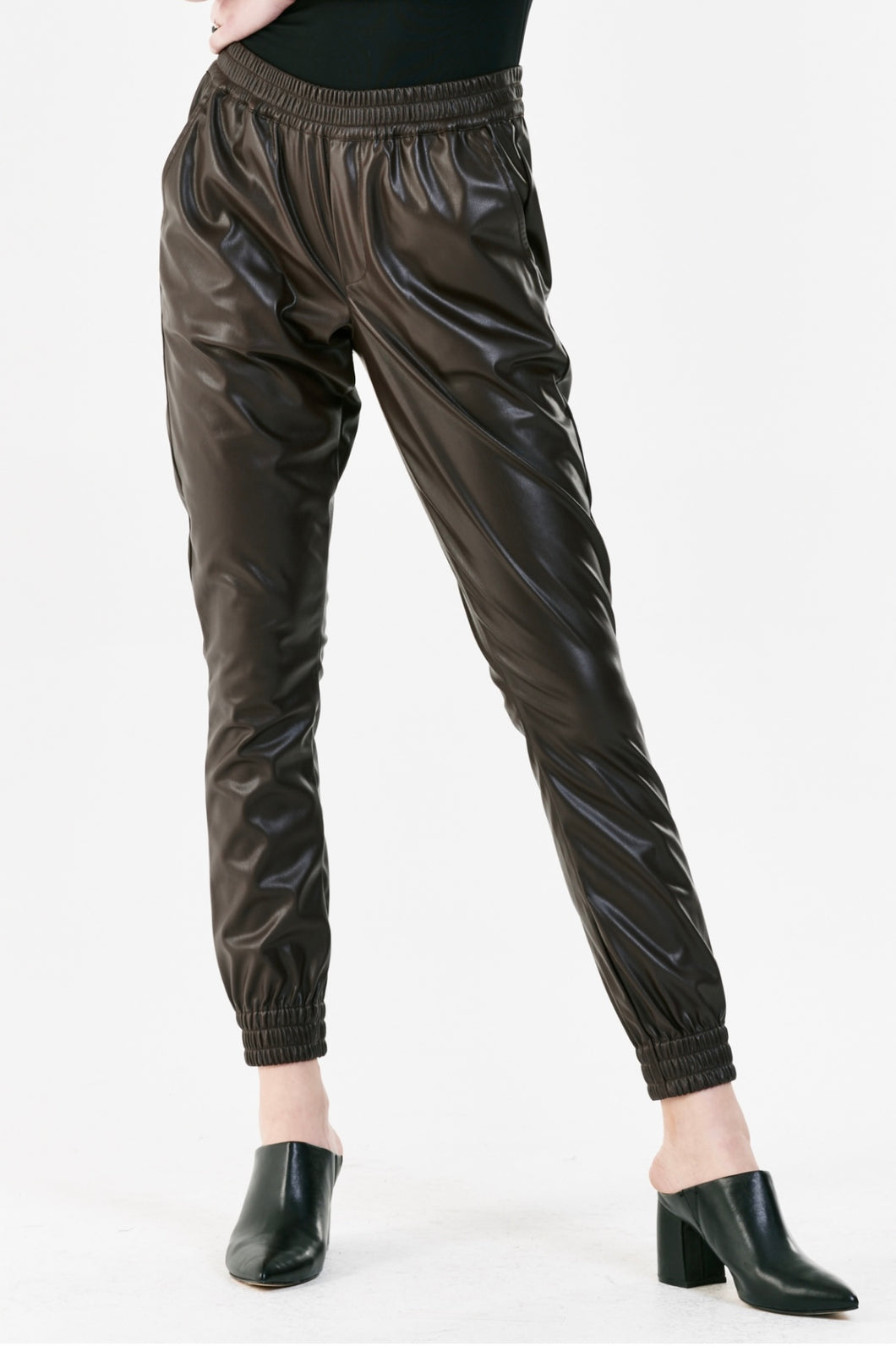 Dear John: Jacey Jogger in Coffee
