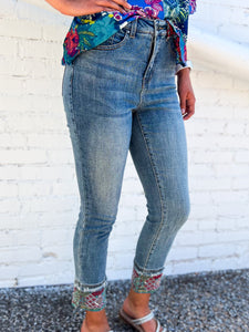 Tru Luxe: Skinny Crop Jean with Embroidery and Sequins