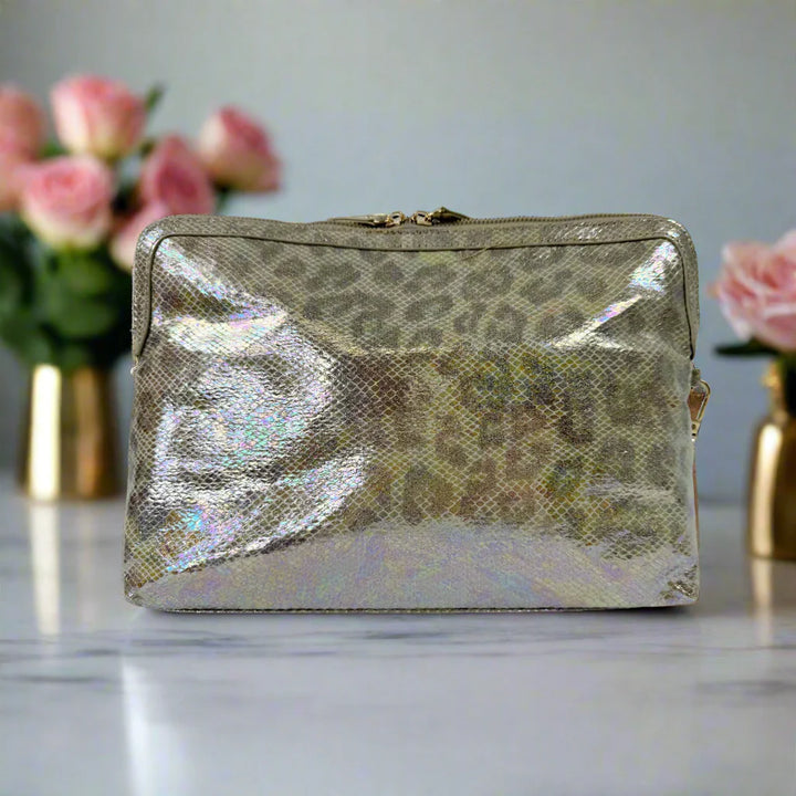 PurseN: Getaway Wrislet Makeup Case In Glimmer Leopard
