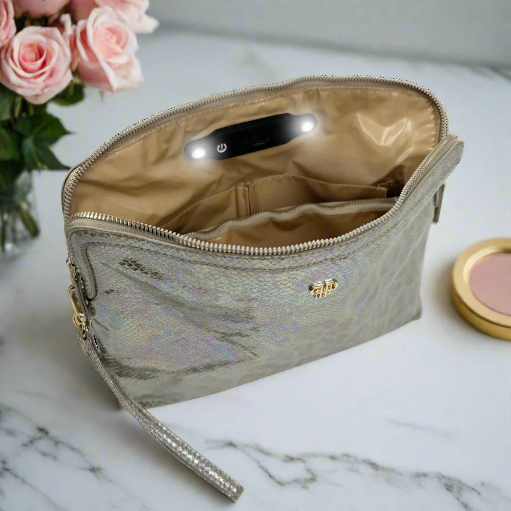 PurseN: Getaway Wrislet Makeup Case In Glimmer Leopard