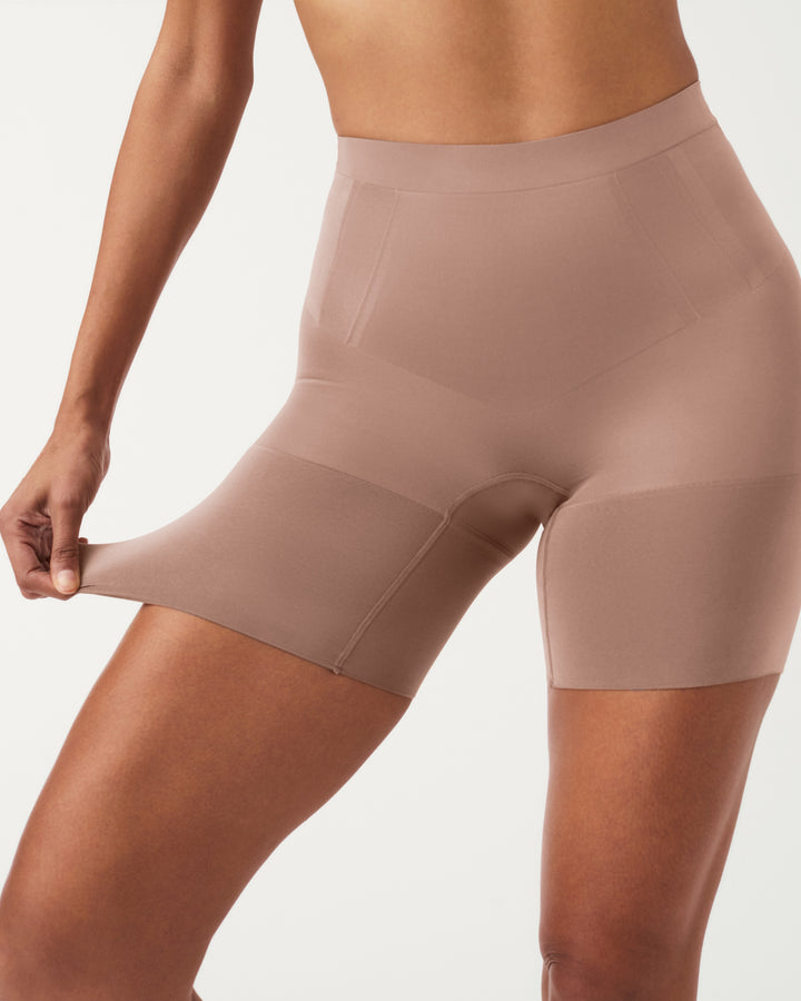 Spanx: Oncore Mid-Thigh Short in Cafe Au Lait (SS6615)