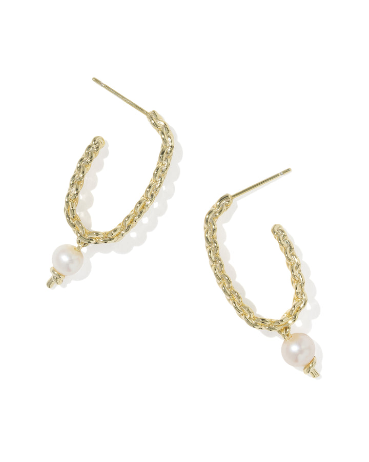 Kendra Scott: Gabriella Pearl Hoop Earrings in Gold Freshwater Cultured Pearl - The Vogue Boutique