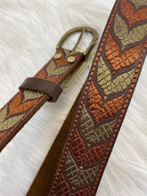 Load image into Gallery viewer, Lucky Brand: Medium Brown Belt - BUW0235 - The Vogue Boutique
