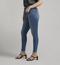 Load image into Gallery viewer, Jag: Forever Stretch Fit Jeans in Indigo Blue
