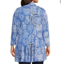 Load image into Gallery viewer, Multiples : Blue batik floral print kimono - M13110JMi
