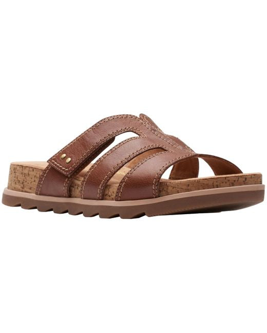 Clarks: Yacht Coral Sandals in Tan Leather