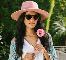 Load image into Gallery viewer, Peepers: Neptune Pink/Tortoise Polarized Sunglasses

