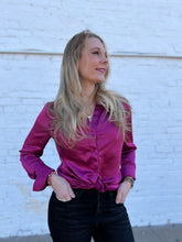 Load image into Gallery viewer, Kut: Brigitta - Satin Button Down with Shirring - KT121901
