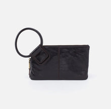 Load image into Gallery viewer, Hobo: Sable Wristlet in Black
