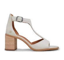 Load image into Gallery viewer, Lucky Brand: Sabeni Heels in Vanilla
