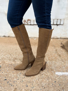 Vince Camuto: VC-Kaleeca Boot