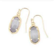 Load image into Gallery viewer, Kendra Scott: Gold Lee Drop Earrings - The Vogue Boutique
