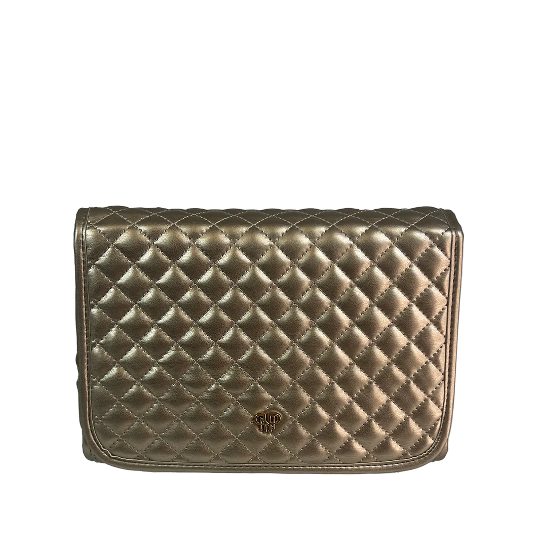 PurseN: Toiletry Case in Gold Quilted - H1987GQ